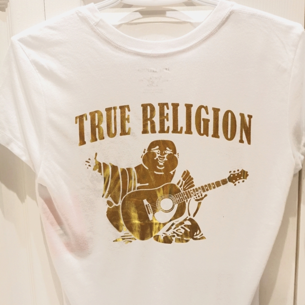 NWT True Religion T-shirt